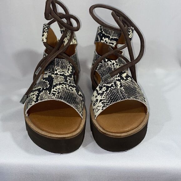 FREE PEOPLE AUBREY WRAP SANDALS NEW - Picture 3 of 10